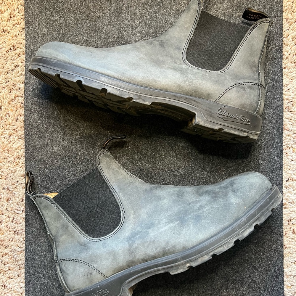 Blundstone nubuck black men’s 12 AU